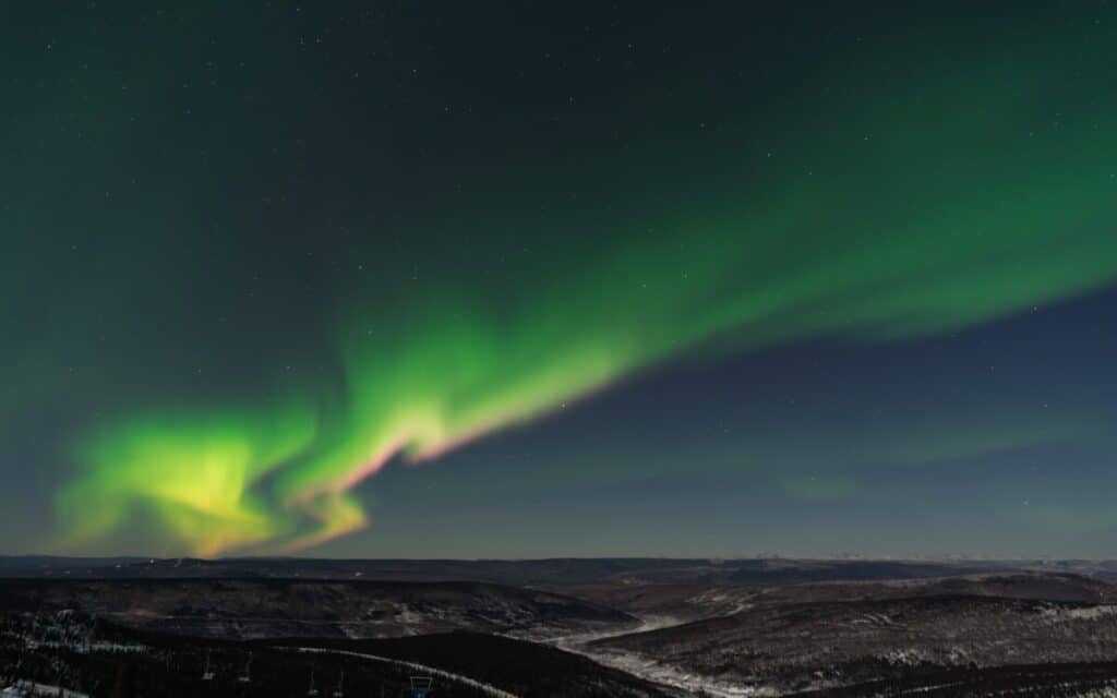 green northern lights Alaska